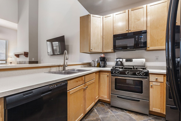 Others 5, Crestview Condominiums by All Seasons Resort Lodging, Summit
