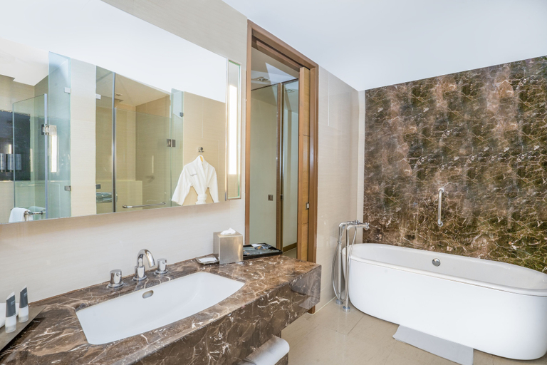 Bathroom 5, Courtyard by Marriott Agra, Agra