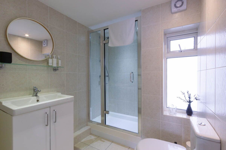 Bathroom 3, The White House, Brighton and Hove