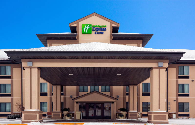 Exterior & Views 3, Holiday Inn Express & Suites WINNER by IHG, Tripp