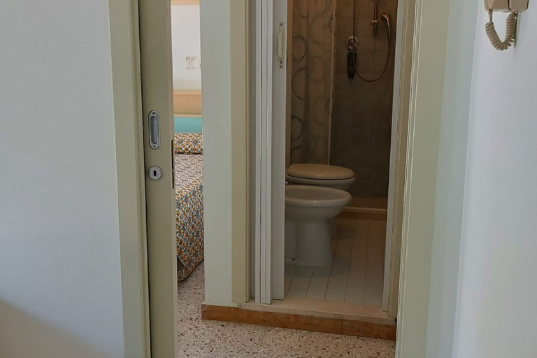 Bathroom 4, Hotel Sabrina Nord, Rimini