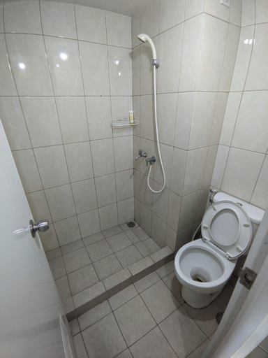Bathroom 5, Studio Springlake SMB View City, Bekasi