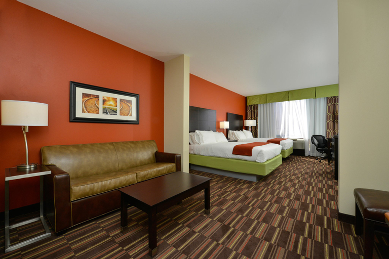 Holiday Inn Express Hotel & Suites Alva - Tap to explore photos