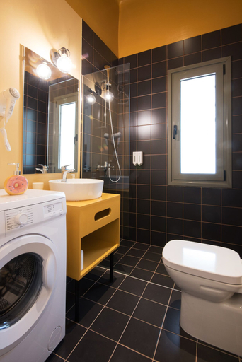 Bathroom, K8 Athens, Attica