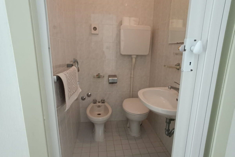 Bathroom 4, Hotel Sabrina Nord, Rimini