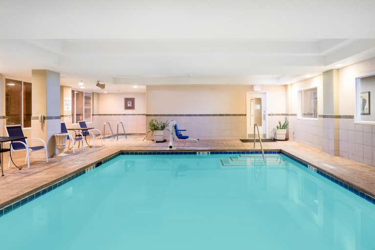 Sport & Beauty 4, Holiday Inn Express & Suites VACAVILLE by IHG, Solano