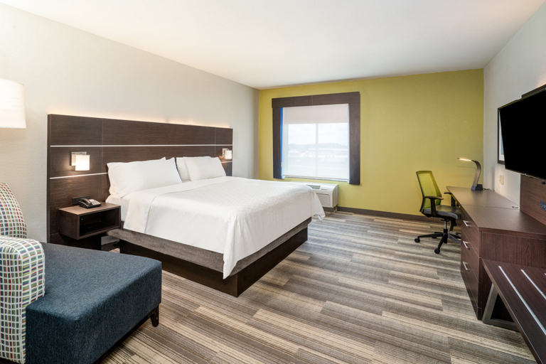 Bedroom 3, Holiday Inn Express & Suites WINONA NORTH by IHG, Montgomery
