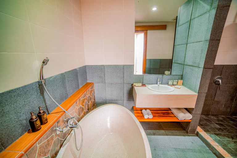 Bathroom 5, Pertiwi Bisma Ubud, Gianyar