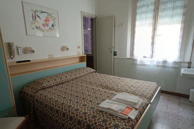 Bedroom 3, Hotel Sabrina Nord, Rimini