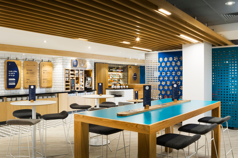 Food & Drinks 5, Holiday Inn Express LONDON - PARK ROYAL by IHG, London