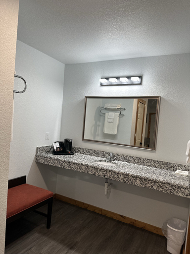 Bathroom 3, Hochabel Hotel, McCurtain
