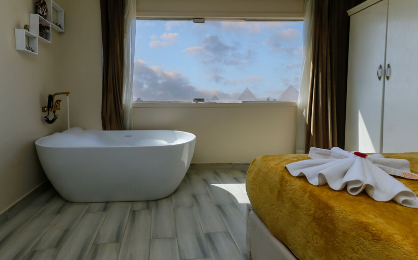 Bathroom 3, Venus Pyramids Inn, Al-Ahram