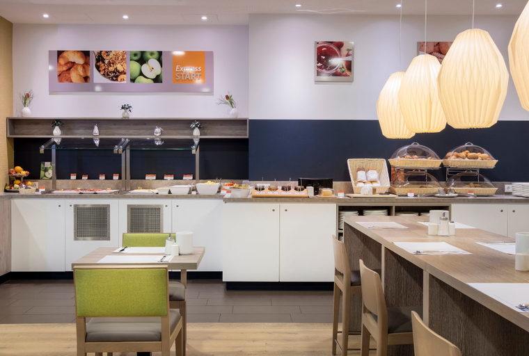 Food & Drinks 5, Holiday Inn Express FRIEDRICHSHAFEN by IHG, Bodenseekreis