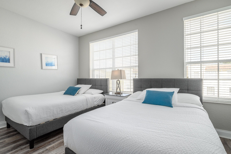 Bedroom 3, Casa Bella Townhome 3 Bedroom Condo by RedAwning, Orange
