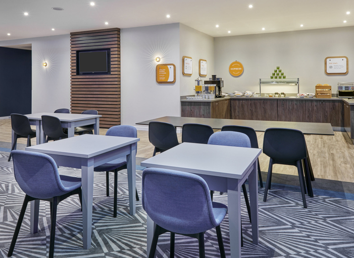 Food & Drinks 4, Holiday Inn Express GRIMSBY by IHG, Lincolnshire