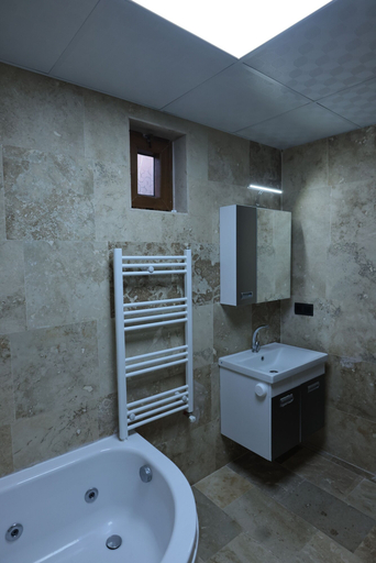 Bathroom 5, Stone Owl Hotel, Nevşehir