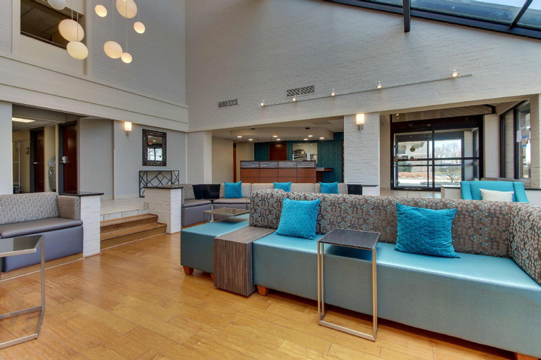 Public Area 2, Pear Tree Inn St Louis Airport, Saint Louis
