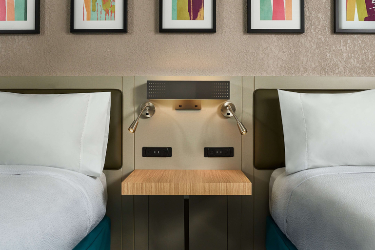 Bedroom 25