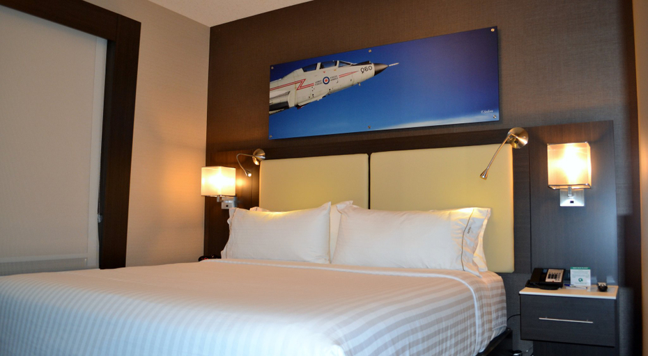 Bedroom 5, Holiday Inn Express & Suites COLD LAKE by IHG, Division No. 12