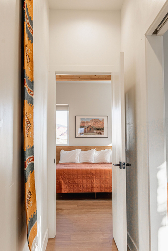 Others 4, Casitas at Capitol Reef, Wayne