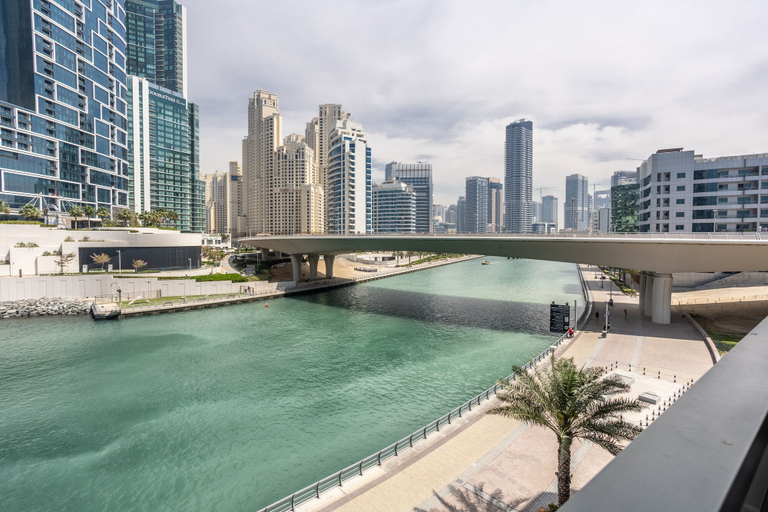 Sport & Beauty 5, Waves - Waterfront Apartment With Breathtaking Sea Views, Dubai