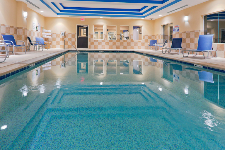 Sport & Beauty 2, Holiday Inn Express COLUMBIA by IHG, Maury