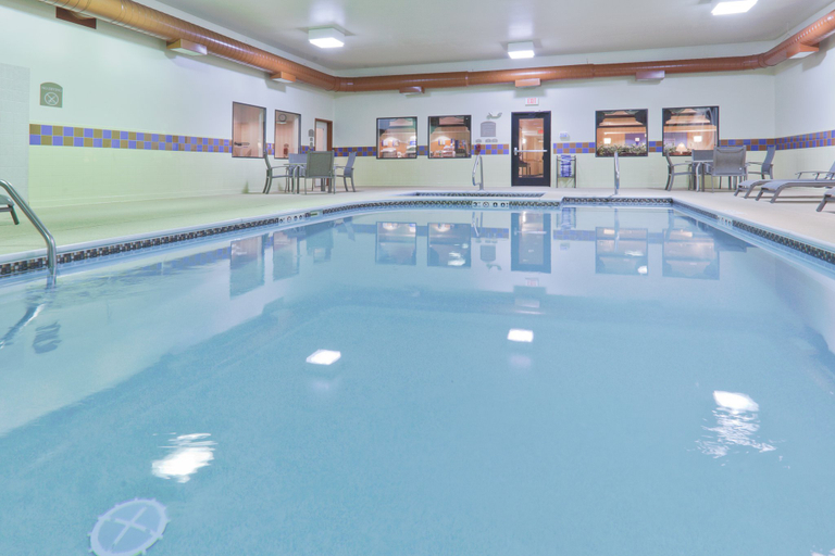 Sport & Beauty 2, Holiday Inn Express GREENSBURG by IHG, Decatur