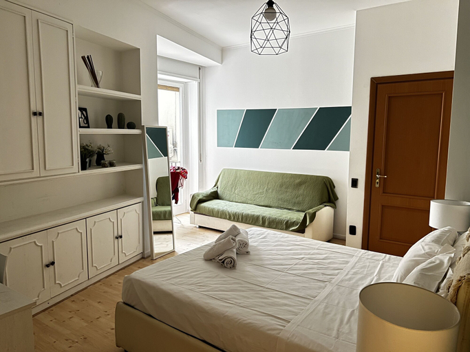 Bedroom 4, Mia House, Rome