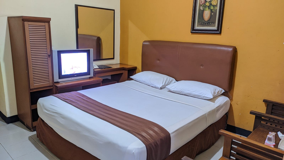 Bedroom 2, Hotel Grand Pangestu, Karawang