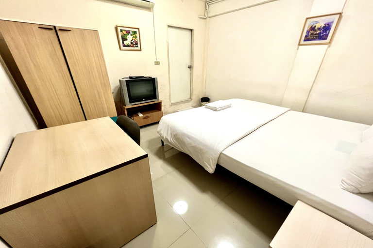 Bedroom 2, 33 SALADAENG, Bang Rak