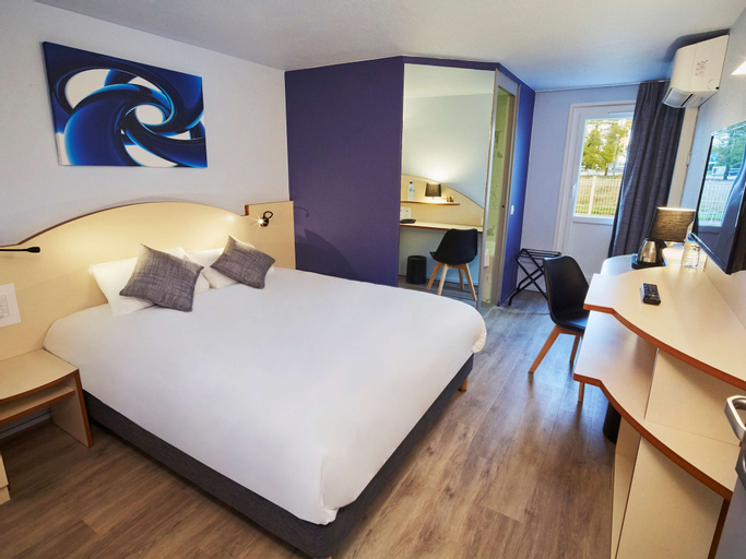 Bedroom 17