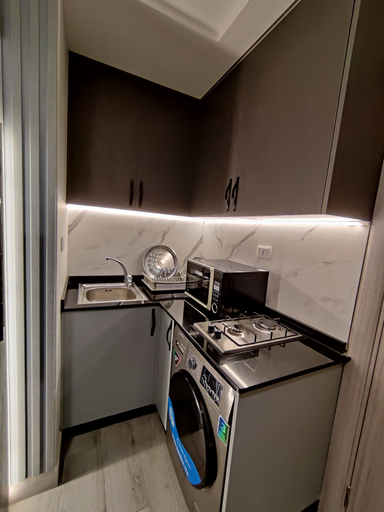Others 5, 41m luxury room royal near all services, Amman