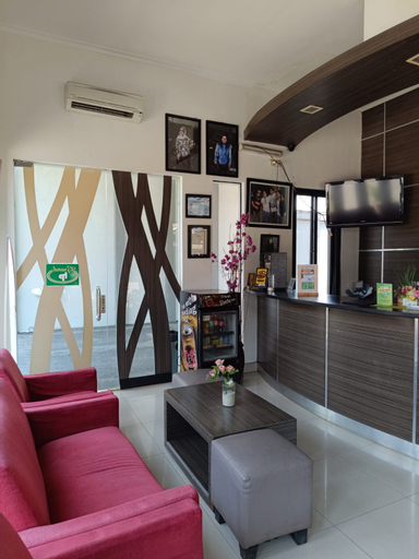 Hotel Grand Pangestu, Karawang