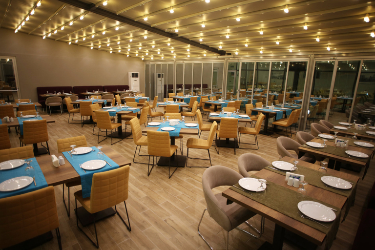 Food & Drinks 2, Holiday Inn Express MANISA - WEST by IHG, Merkez
