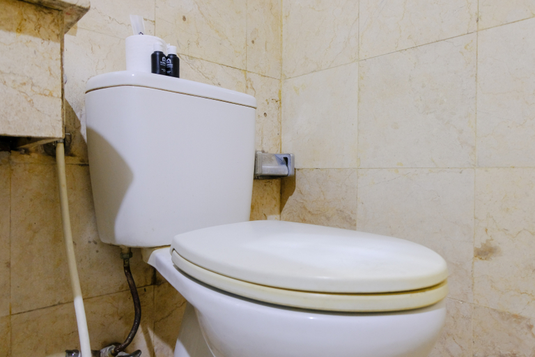 Bathroom 3, Great 2BR at Braga City Walk Apartment By Travelio, Bandung