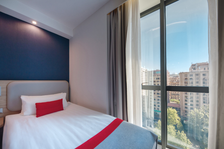 Bedroom 4, Holiday Inn Express YEREVAN by IHG, Yerevan