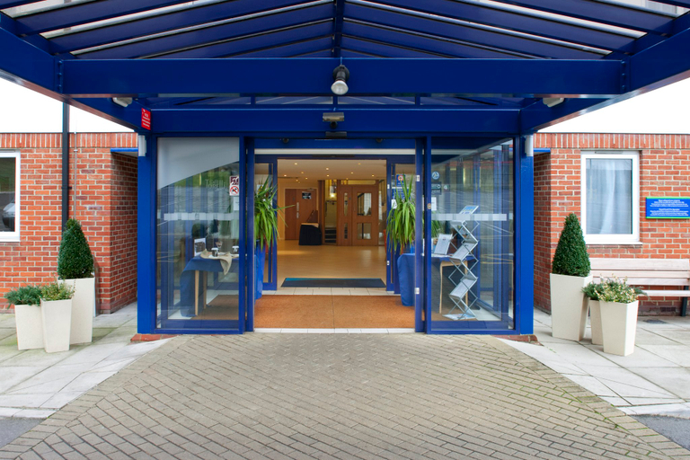 Exterior & Views 2, Holiday Inn Express CANTERBURY by IHG, Kent