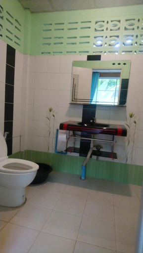 Bathroom 3, Hill Tribe Art House, Muang Chiang Rai