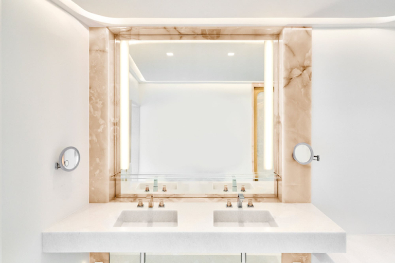 Bathroom 5, The Maybourne Riviera, Maybourne, Alpes-Maritimes
