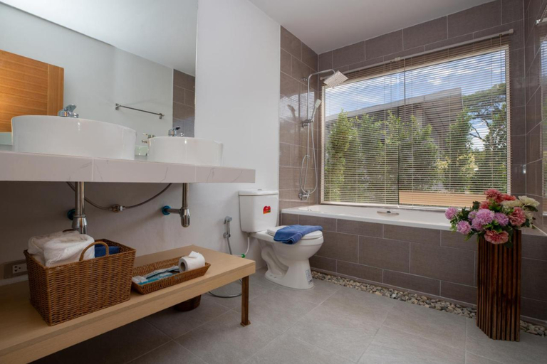 Bathroom 4, Andaman Best Time Grand Pool Villa, Pulau Phuket
