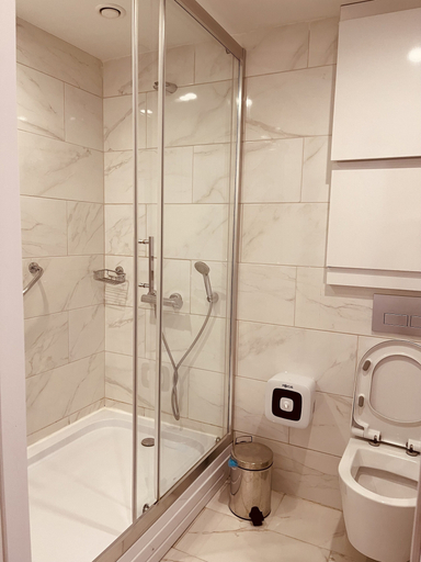 Bathroom 3, Seaside VIP40, Batumi