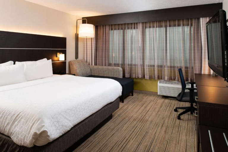 Bedroom 2, Holiday Inn Express CINCINNATI WEST by IHG, Hamilton