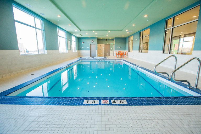 Sport & Beauty 2, Holiday Inn Express & Suites WEST EDMONTON-MALL AREA by IHG, Division No. 11