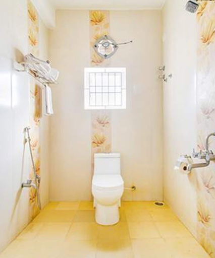 Bathroom 4, Fabhotel Sri Krishna Residency Airport, Kancheepuram