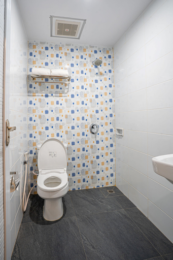 Bathroom 5
