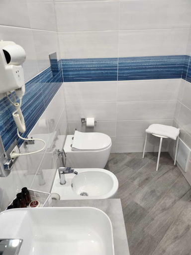Bathroom 5, GRADINI PARTENOPEI, Napoli