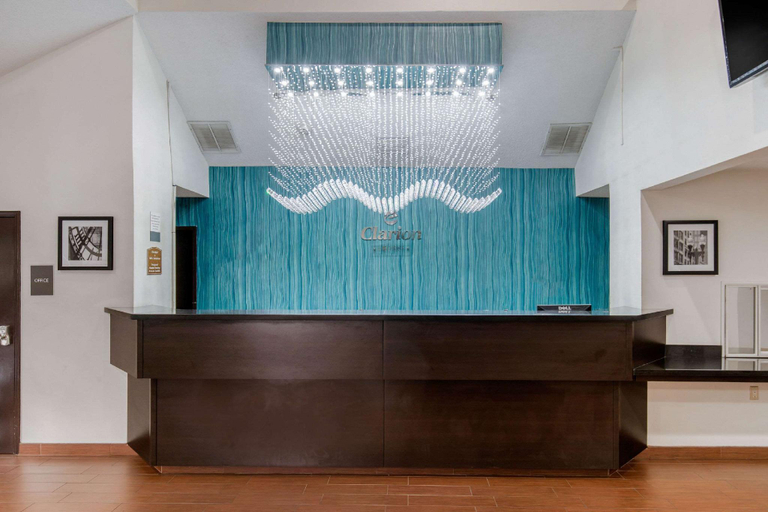 Public Area 3, Clarion Inn & Suites DFW North, Irving