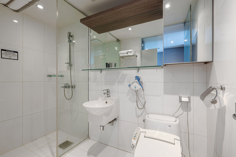 Bathroom 5, Haeundae Seacloud Hotel Residence, Haeundae