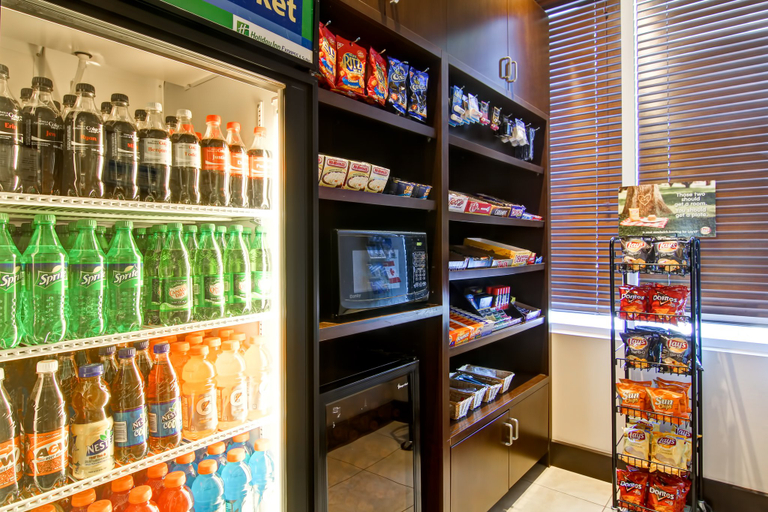 Food & Drinks 5, Holiday Inn Express & Suites TORONTO - MARKHAM by IHG, York