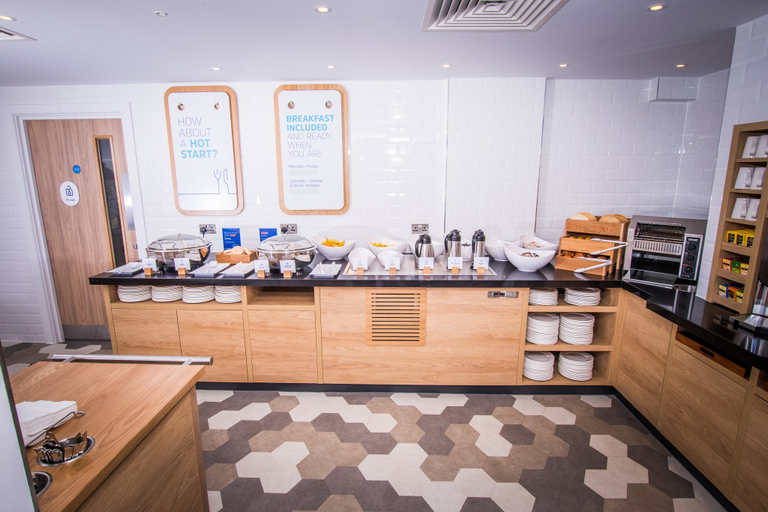 Food & Drinks 5, Holiday Inn Express EXETER - CITY CENTRE by IHG, Devon